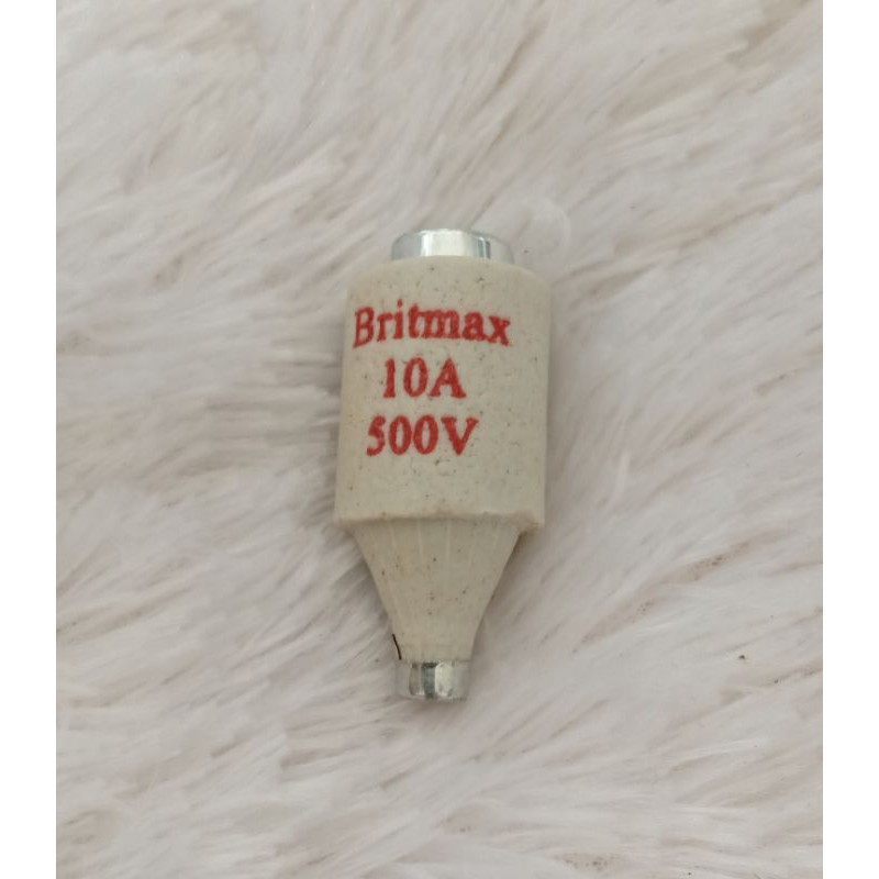 SEKRING BATU BRITMAX 10A 500V