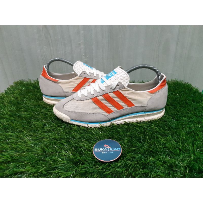 Adidas sl72 grey strip orange