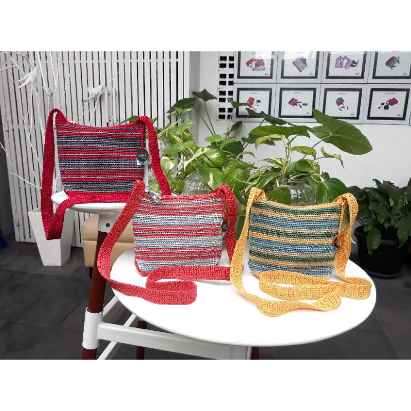 TAS SELEMPANG RAJUT DOWA SIWI SERIES