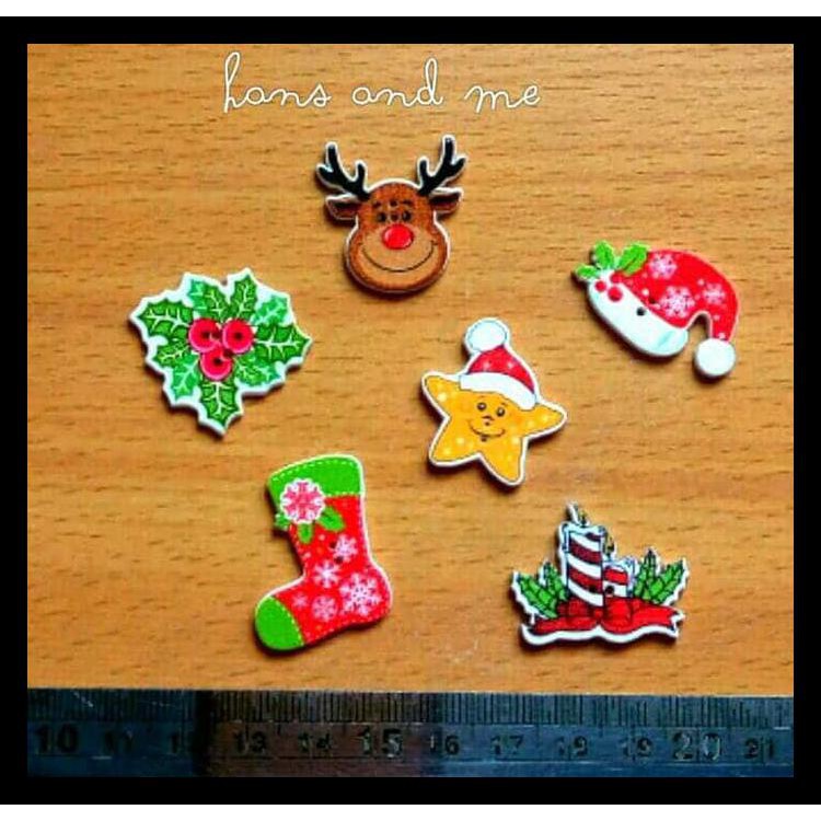 

(BAYAR DITEMPAT) KANCING KAYU NATAL MIX (SERI 2) KODE 90
