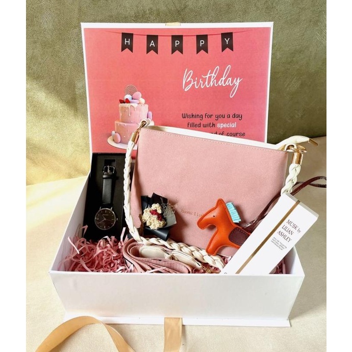 

KADOPEDIA GIFT BOX HADIAH KADO ULANG TAHUN PACAR WANITA - SUWON(UT013) FGBV61352