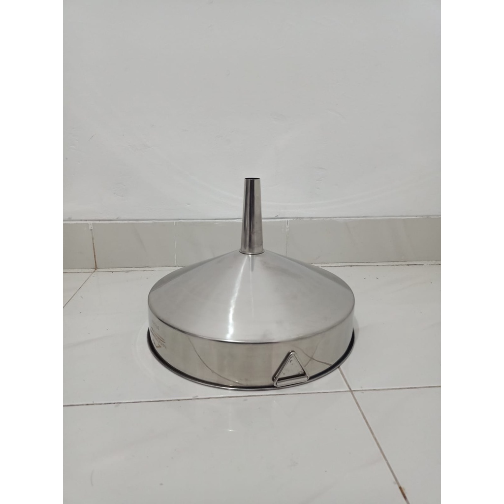 Corong Minyak Bahan Stainless Bbm