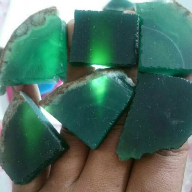 Bhn batu ijo garut kristal