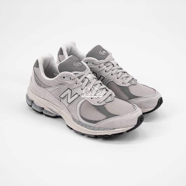 New Balance 2002R Grey