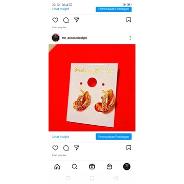 anting jepit motip emas