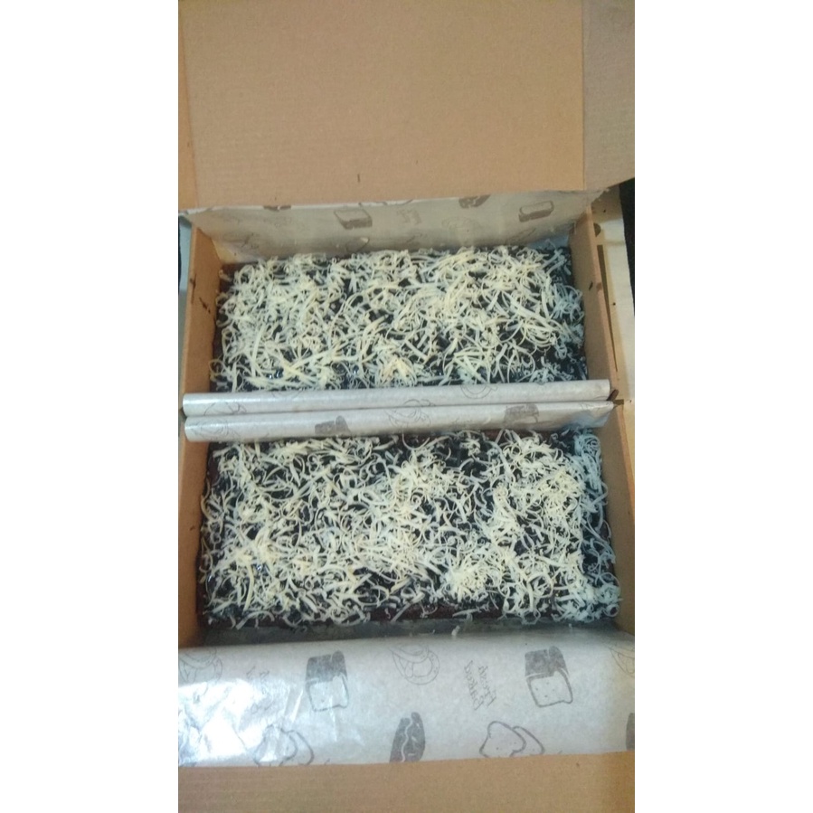

Brownies Bakar Ekonomis / Brownies Bandung / Oleh oleh Bandung
