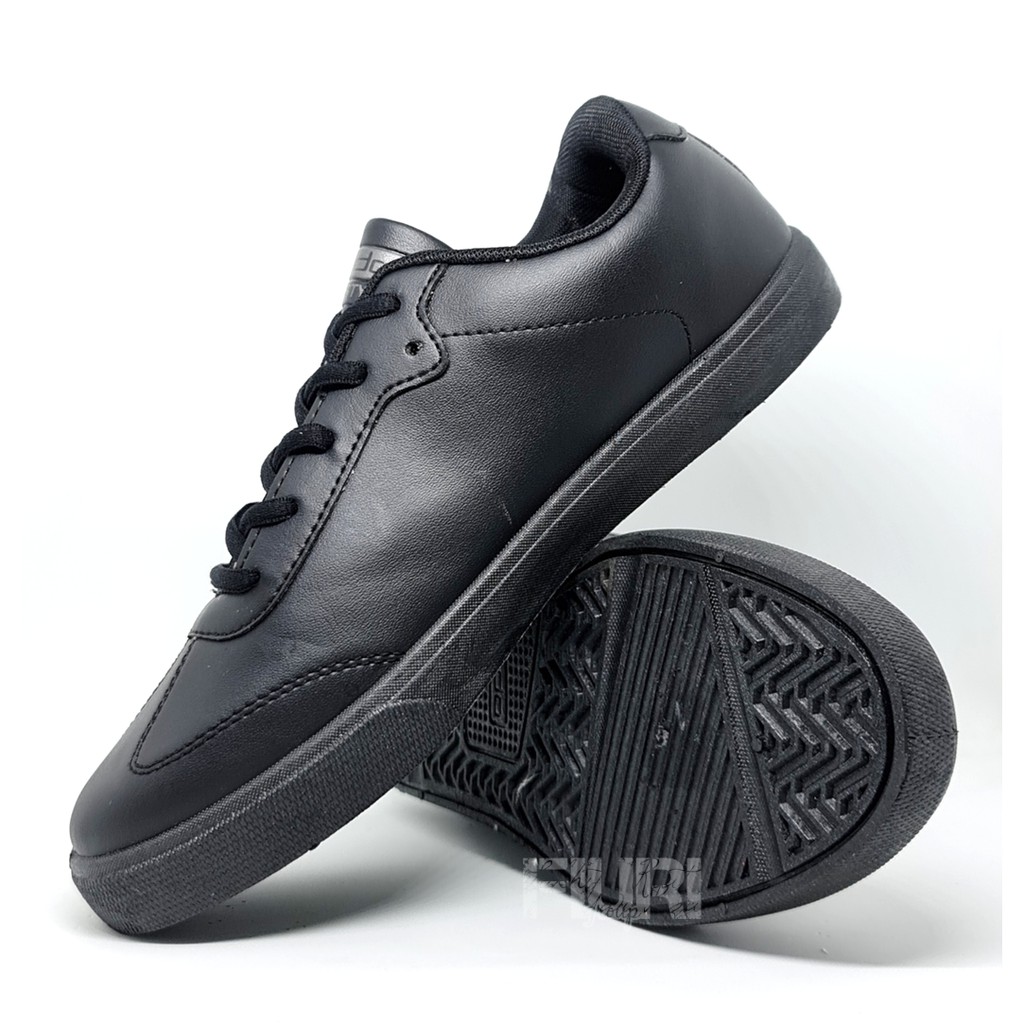 FIURI - Ando Original - Julian 39-43 Full Hitam - Sepatu Kets Pria - Sepatu Sneakers Pria - Sepatu Olahraga Sport Pria - Sepatu Casual - Sepatu Jogging Lari Fitness Gym Senam Pria - Sepatu Sekolah Bertali SMP SMA