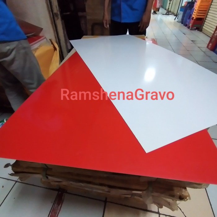 

Terlaris Nama Dada/Name Tag/Bahan Grafir/60X120Cm Tebal 1.5Mm Hot Sale