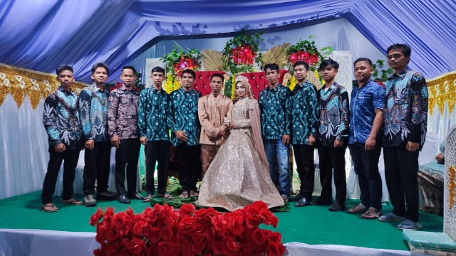 Abadi Batik Couple Batik Keluarga Best Seller Motif Madu 003