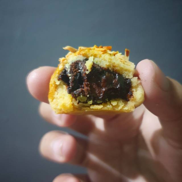 

NASTAR COKLAT KEJU LUMER COOKIES KUE KERING