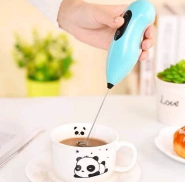 MINI MIXER ELEKTRIK PORTABLE ALAT PENGADUK MINUMAN  SUSU KOPI TELUR  DLL 220