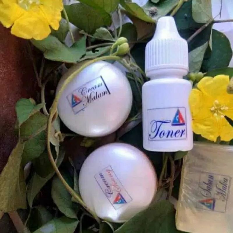 

Cream GM / herbal kecantikan / cream herbal / pemutih alami