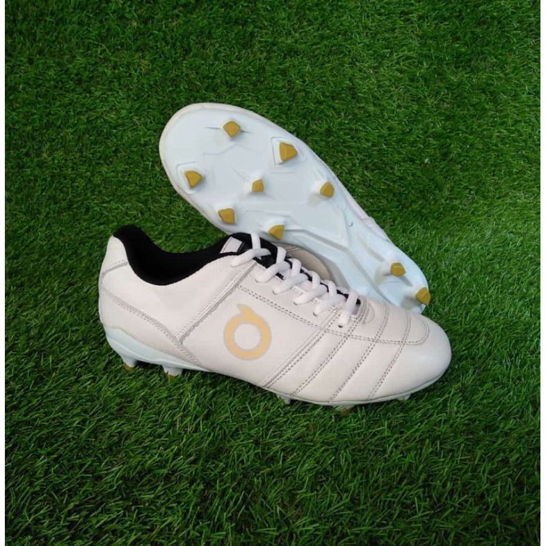 COD Sepatu Sepak Bola Kulit Ortuseight (Beli 2 Ongkir 1)