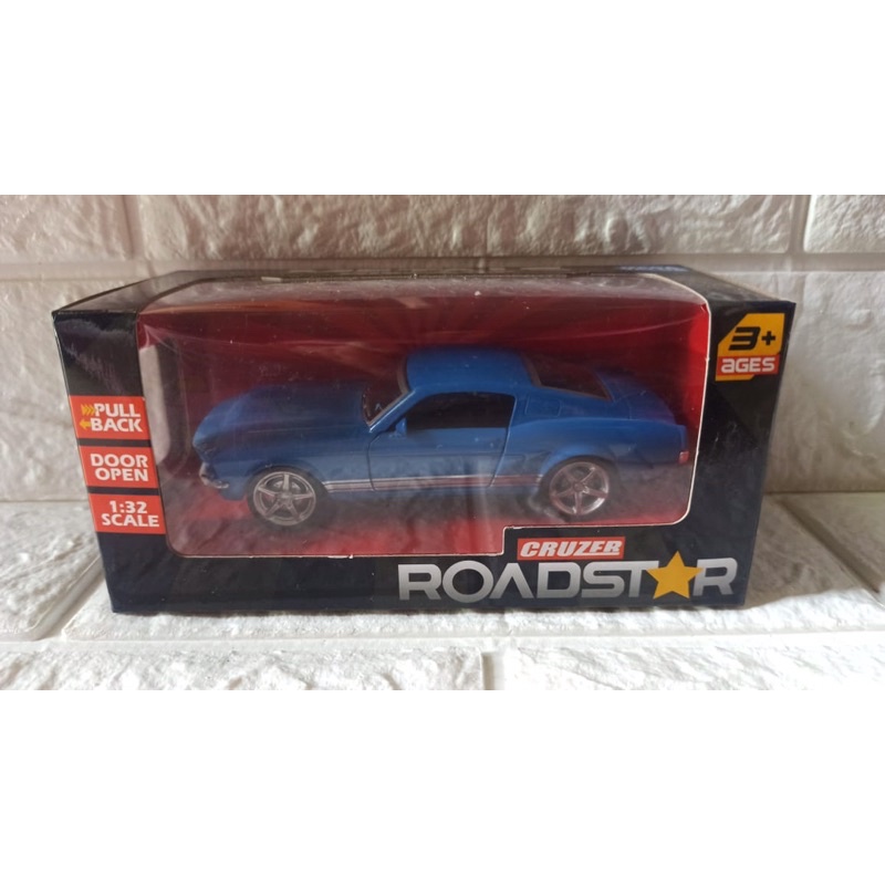 Diecast Cruzer Roadstar 4