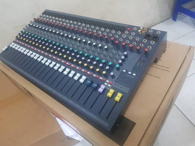 Mixer soundcraft EFX20 20CHANEL