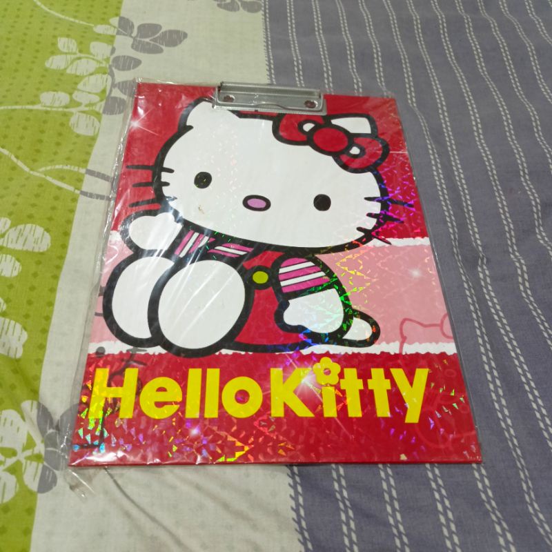 

Papan Jalan Kayu Clipboard Hello Kitty