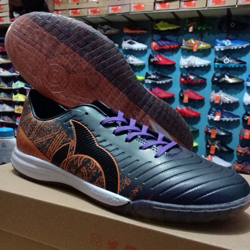 Sepatu Futsal Ortuseight Catalyst Cypher IN