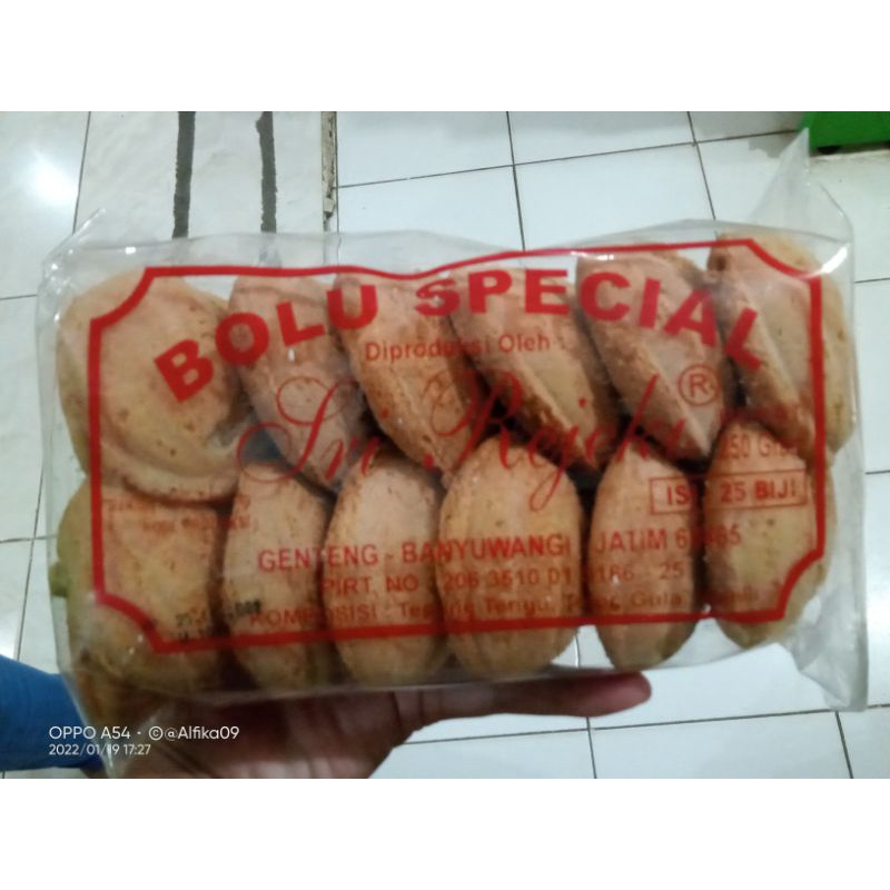 

Roti bolu kering spesial Sri Rejeki