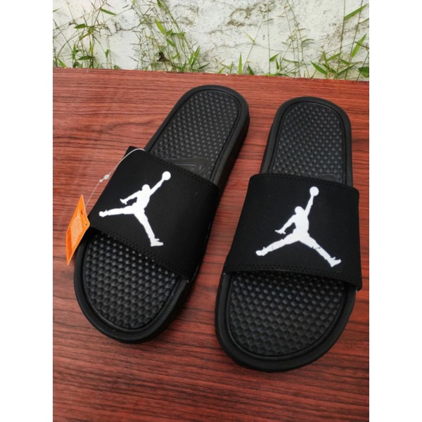 sandal selop santai NIKE AIR JORDAN full black pria/wanita hitam pekat dewasa remaja