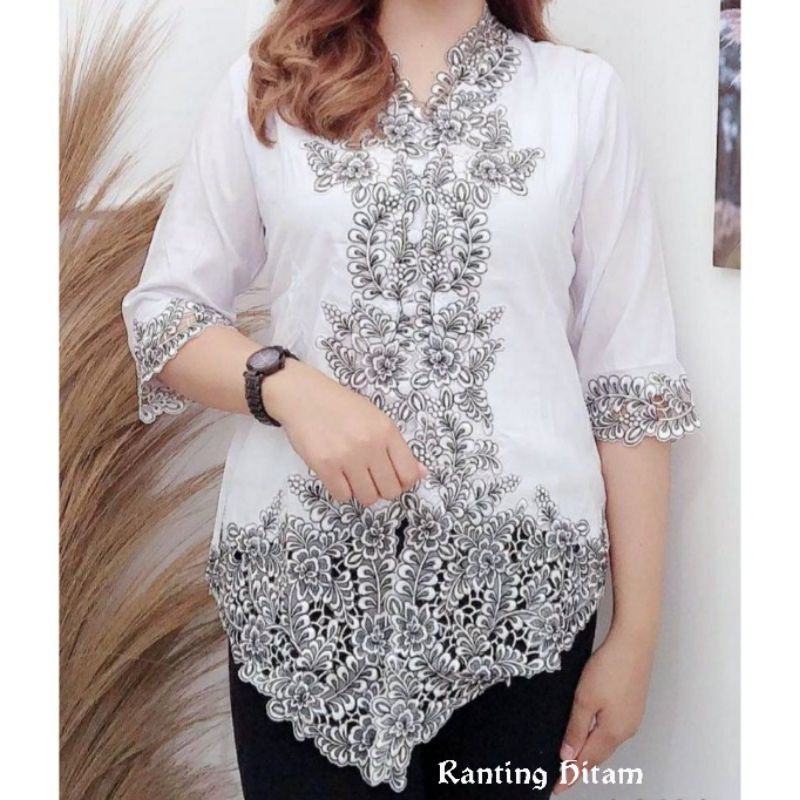 Atasan kebaya silky Korea import kombinasi brukat