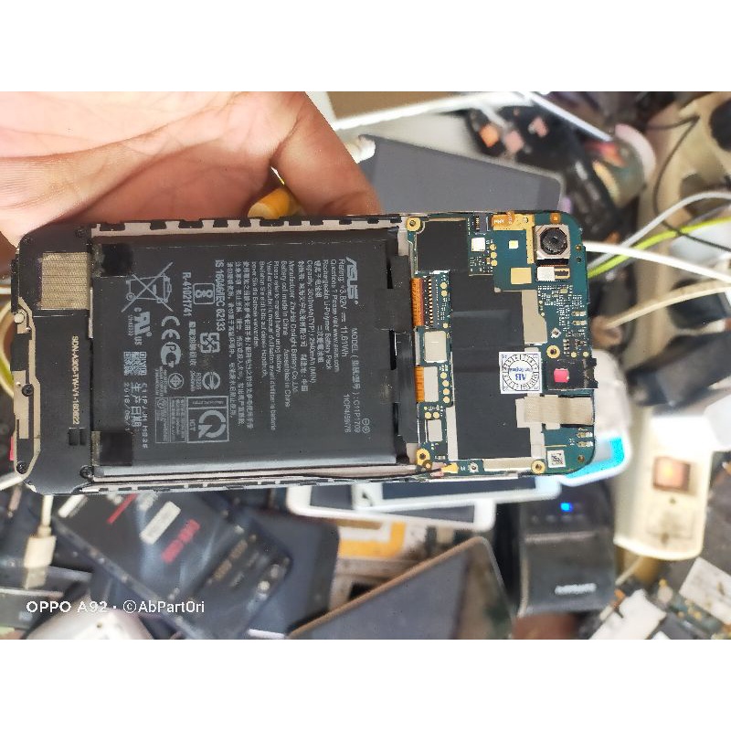 mesin lcd asus L1 x00rd
