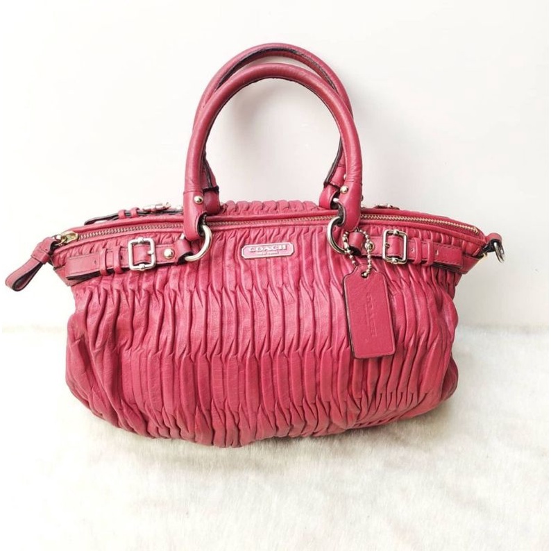 ORIGINAL COACH MEDISON QUILTY RED LEATHER, SUPER CAKEP &RARE ITEM,  PRELOVED COACH MADISON,  COACH M