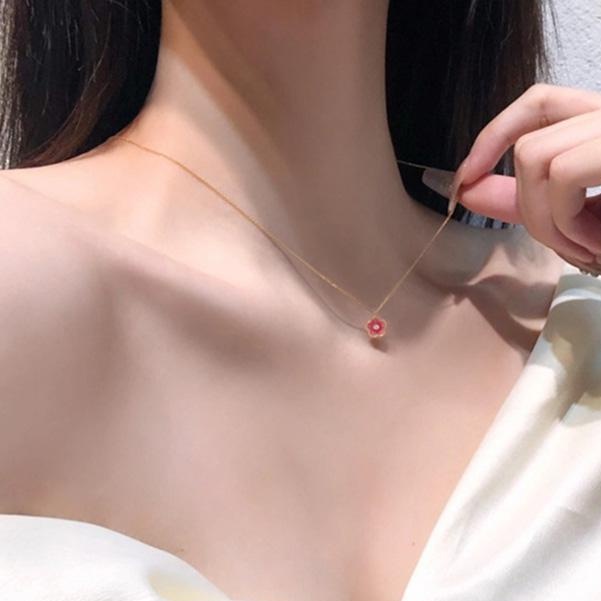 【Bayar di tempat】2023 Fashion Korea Baru Kalung Rantai Klavikula Dengan Liontin Bunga Persik Warna Pink Untuk Wanita