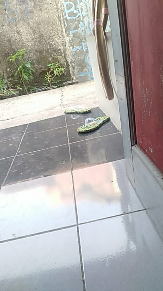 Batik Trusmi Sandal Batik Mega Mendung Brp