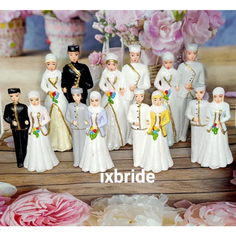 Topper Boneka Pengantin Hijab