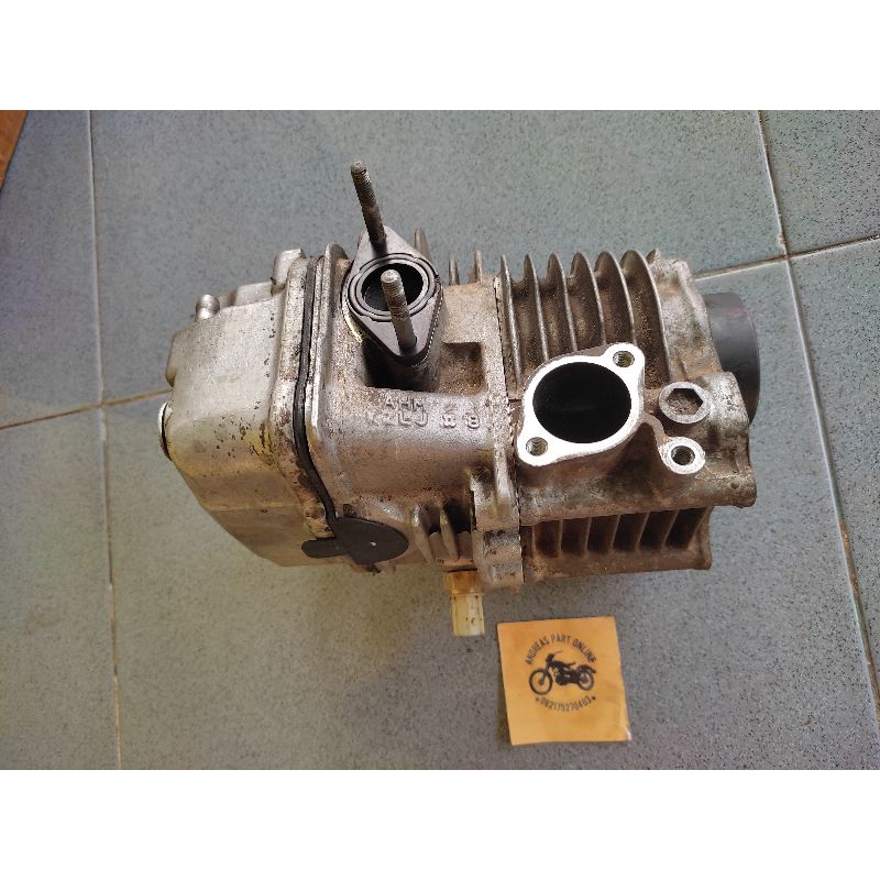 boring blok assy cylinder head beat fi 2013 scoopy fi spacy fi KZL original bekas