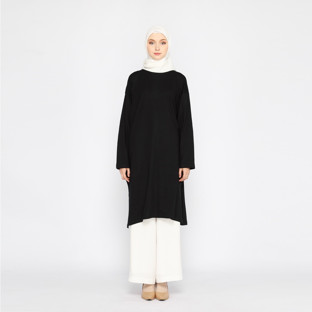 Tunik Wanita Kaos Muslimah Oversize LD 130 Hitam FemonRitch