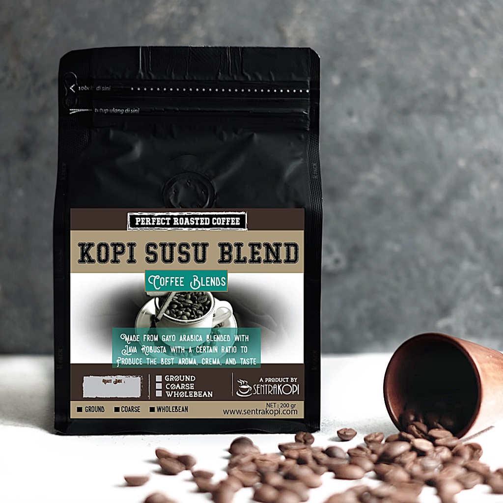 

Kopi Susu Blend 200 Gram - Bubuk / Biji - Sentra Kopi Blends Arabica Robusta Arabika 50:50 200Gr