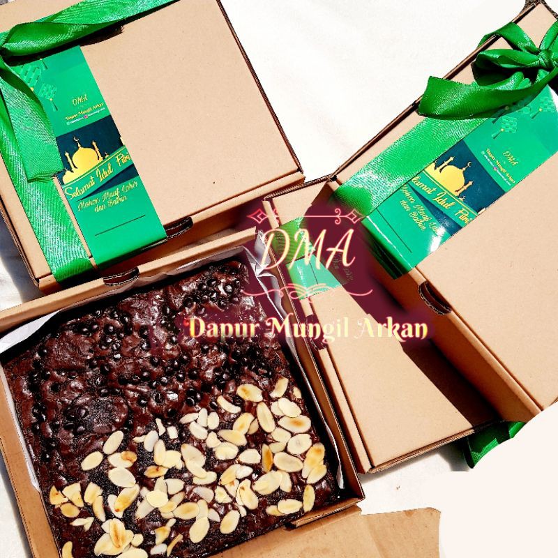 

Hampers Lebaran Fudgy Brownies