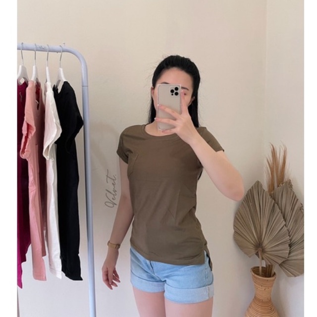 Kaos Wanita Import Round Neck Pocket