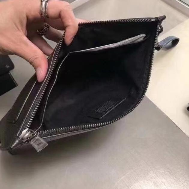 Koleksi Terbaru.. coach clutch wrist bag cowhide with PVC material men and women  Tas Pria Clutch