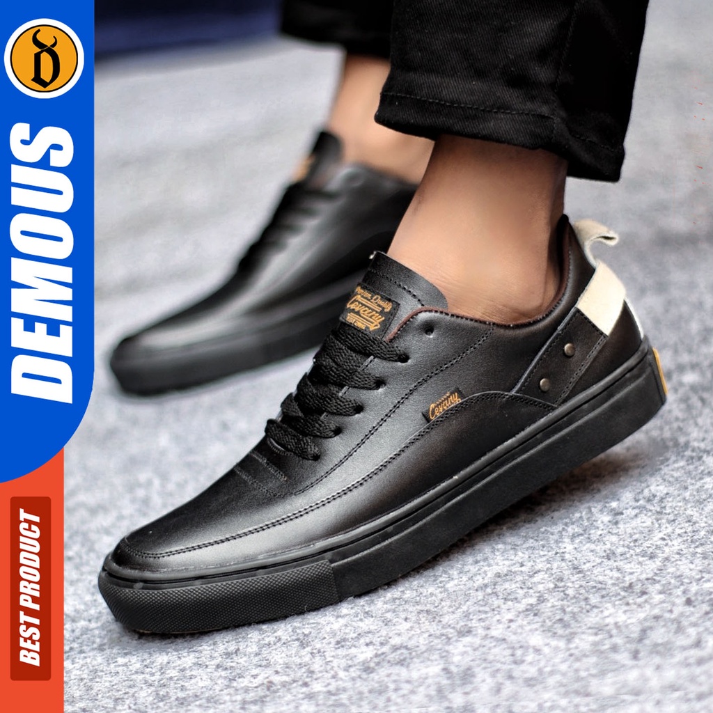 Sepatu Sneakers Pria Sepatu Casual Pria Kulit Asli Sepatu Kerja Kuliah Kondangan Sepatu Hitam Pria DEMOUS CYRE