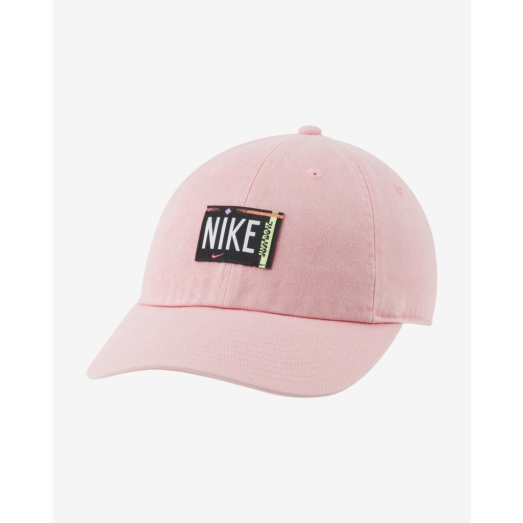 Topi Nike Wmn NSW Heritage 86 Seasonal Washed Hat Artikel DH2058675 ORI