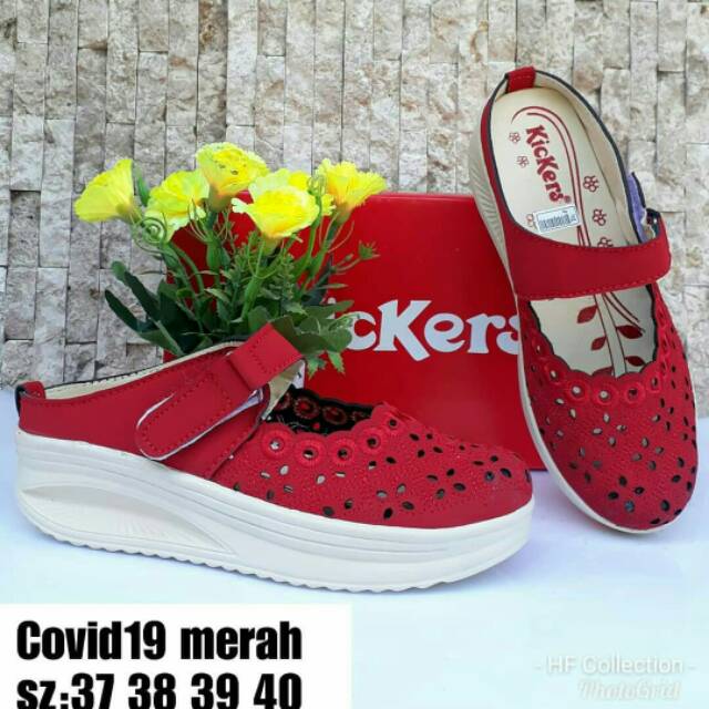 Kickers sandal / sepatu