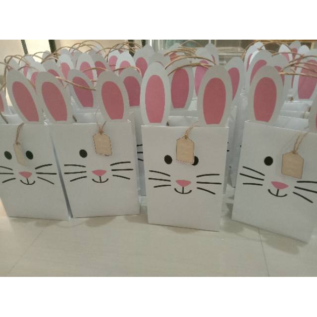 

Paper Bag Custom / goodie bag