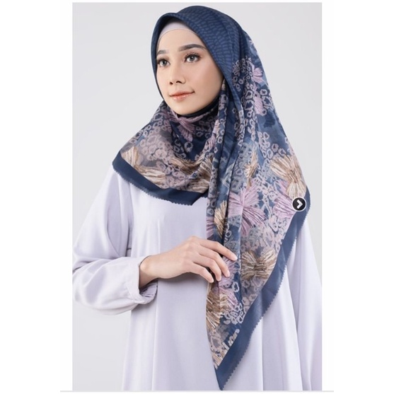 Buttonscarves Les Amities Indigo