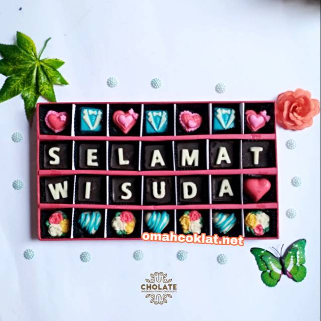 

Hadiah wisuda untuk sahabat / hadiah wisuda untuk pacar / coklat praline karakter huruf