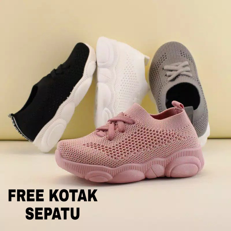 Plazababyku PANDA MOSCHI sepatu anak sneakers sporty casual sepatu sekolah anak import