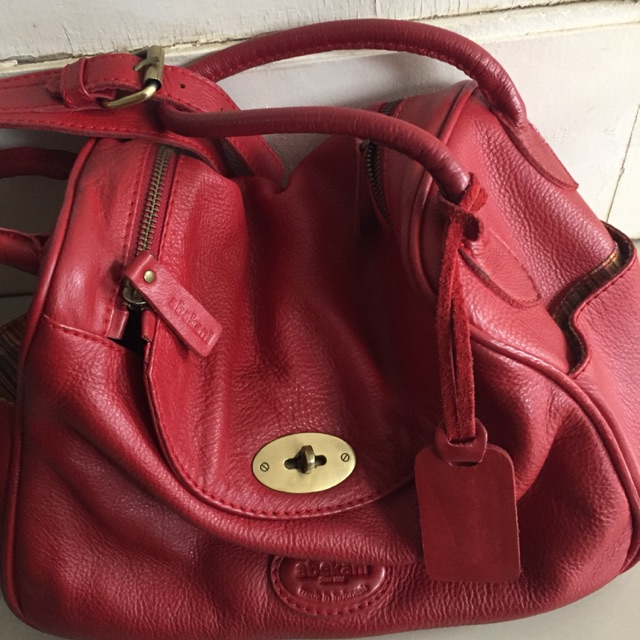 Abekani Lumongga Merah Bundling