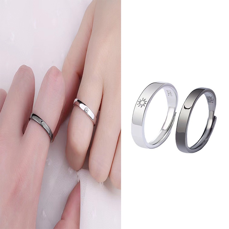 2pcs Cincin Pasangan Model Terbuka Dapat Disesuaikan Desain Matahari Dan Bulan Untuk Pria Dan Wanita