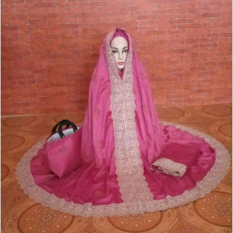 mukena syahrini sutra velvet