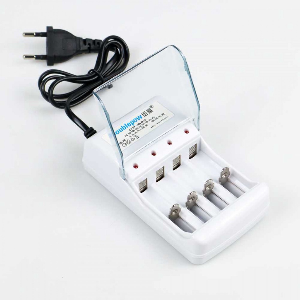 Charger Baterai 4 slot AA/AAA with 4PCS AA 1200mAh - DP-B02