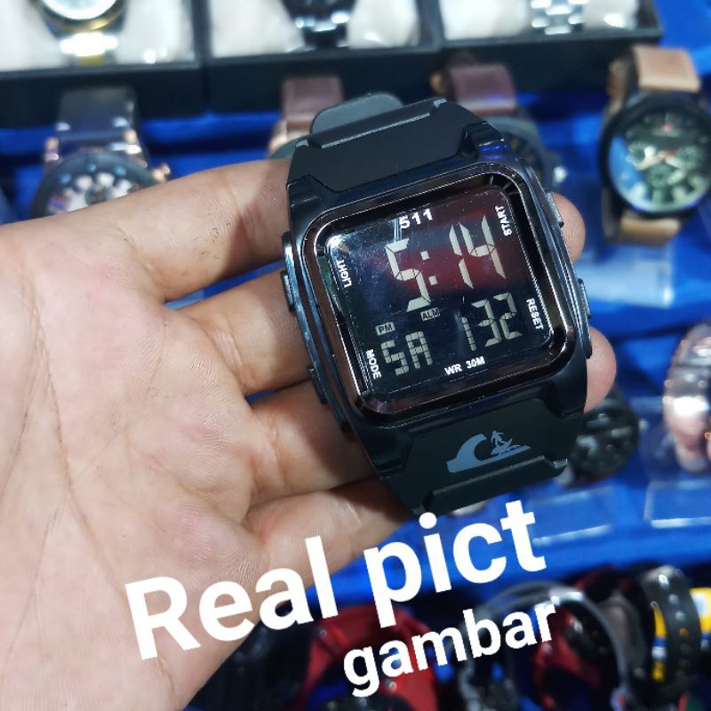 JAM TANGAN PRIA QUIKSILVER
