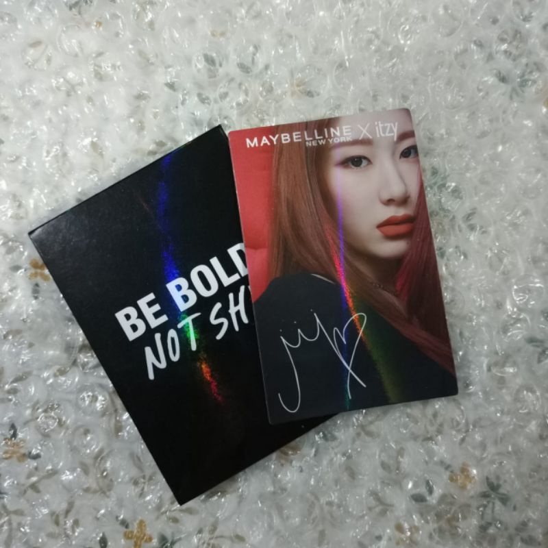 Jual Limited Edition Photocard Chaeryeong ITZY X Maybelline Shopee Indonesia