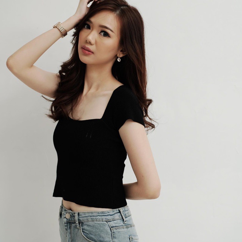 Itty Atelier - Poppy Top | Black and White | Top Korean Atasan Wanita Impor Casual and Elegant