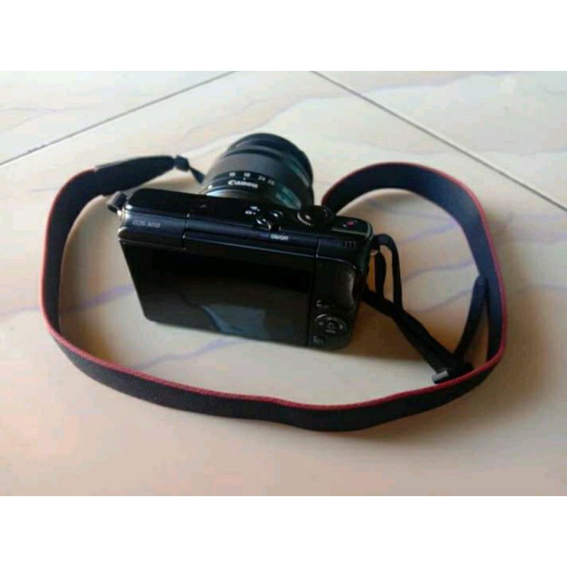 canon m10 + lensa kit